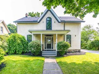 79 Roseview Ave