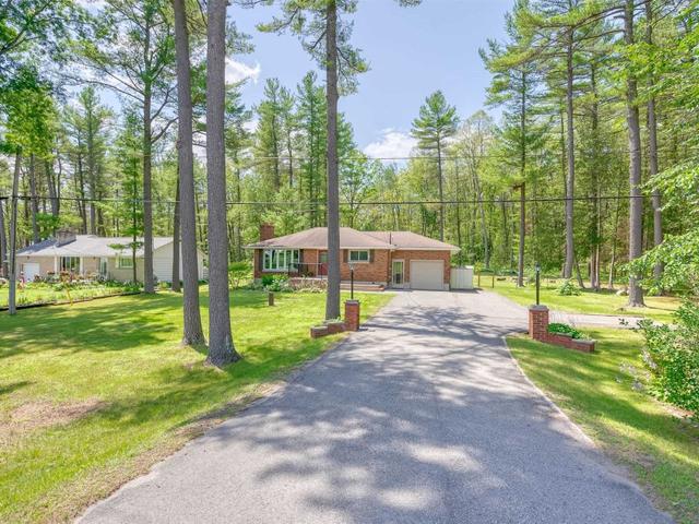 1271 Foxboro-Stirling Rd