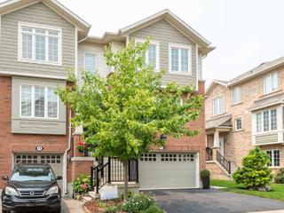 16 Hempsworth Cres