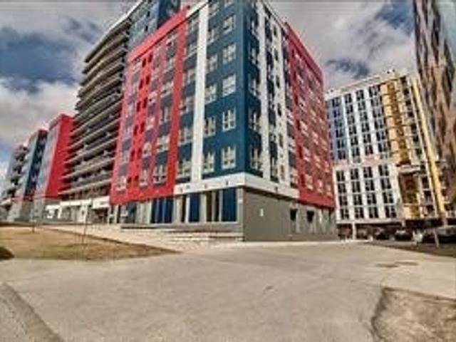 PH2165 - 258B Sunview St