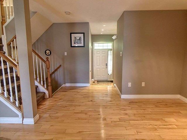 18 - 185 North Centre Rd