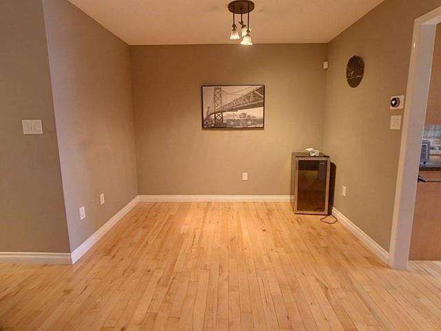 18 - 185 North Centre Rd