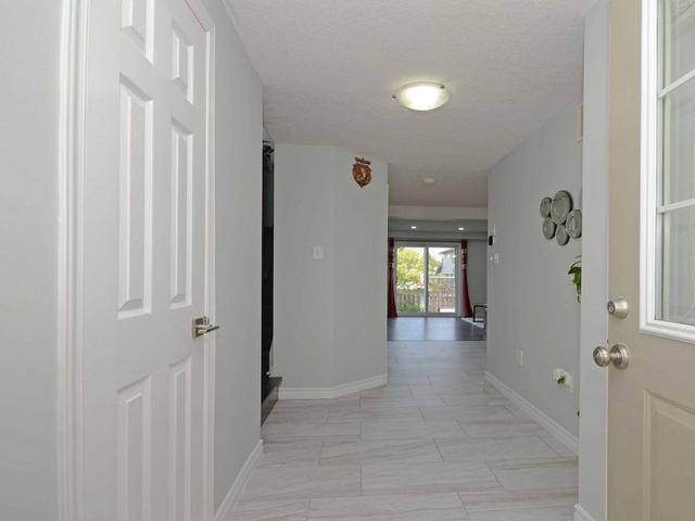 337 Mountain Laurel Cres