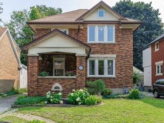 77 Patricia Ave