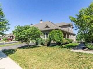 232 Chestnut Cres