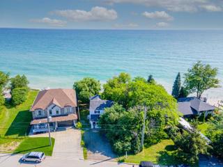 48 Seabreeze Cres