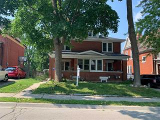 36 Louisa St