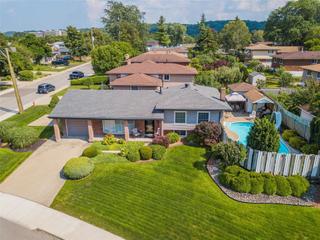 25 Glen Castle Dr