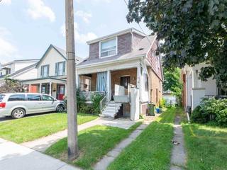144 Rosslyn Ave N