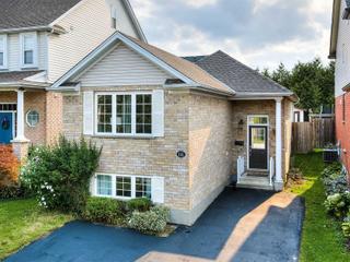 16 Chrysler Cres