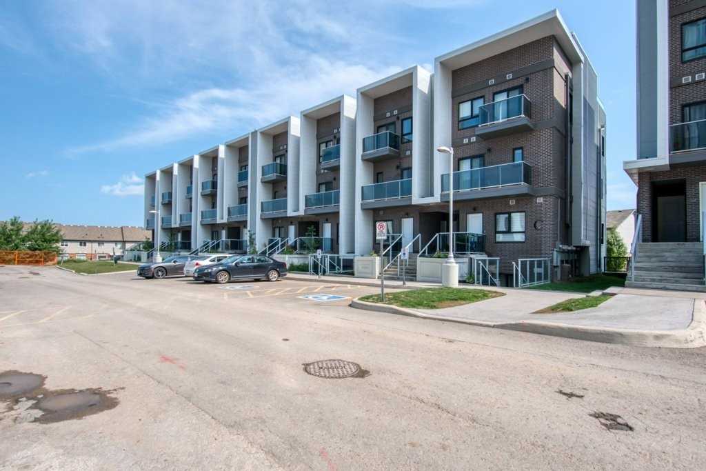 5C 1430 Highland Rd W, Kitchener Sold, X5338812 Condos.ca