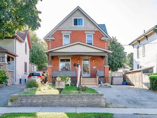 39 Cameron St N