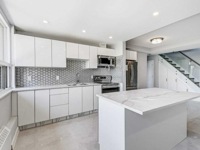 Unit 23 - 15 Nicklaus Dr