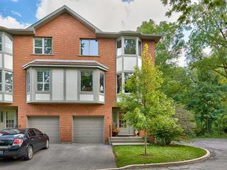 9 - 60 Dundas St