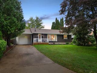 42 Renwick Ave