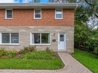 292 Westcourt Pl