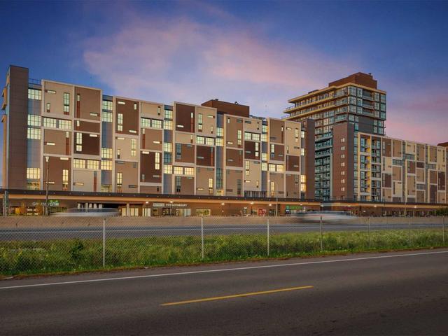 201 - 550 North Service Rd
