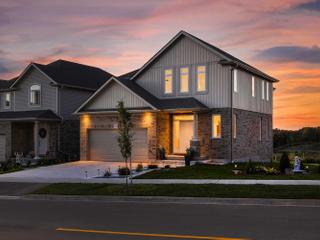 144 Cinnamon Fern St