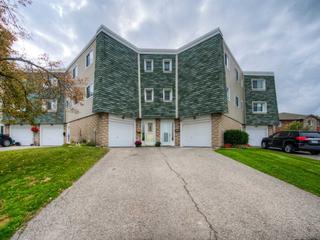 12 - 60 Elmsdale Dr