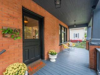 63 William St W