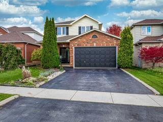 63 Hollybush Dr