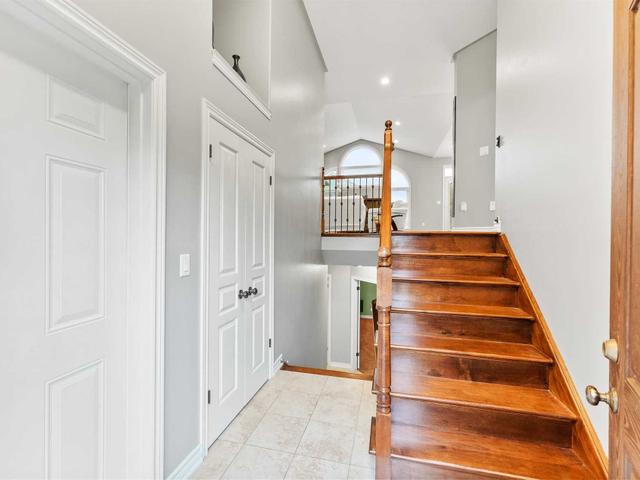 30 Cherry Ridge Blvd