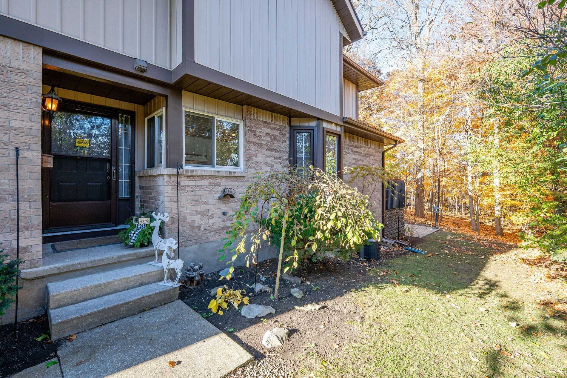 3 228 Kingswood Dr, Kitchener Sold, X5428015 Condos.ca