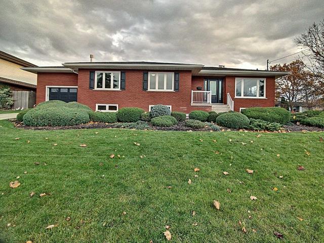 51 Felker Cres
