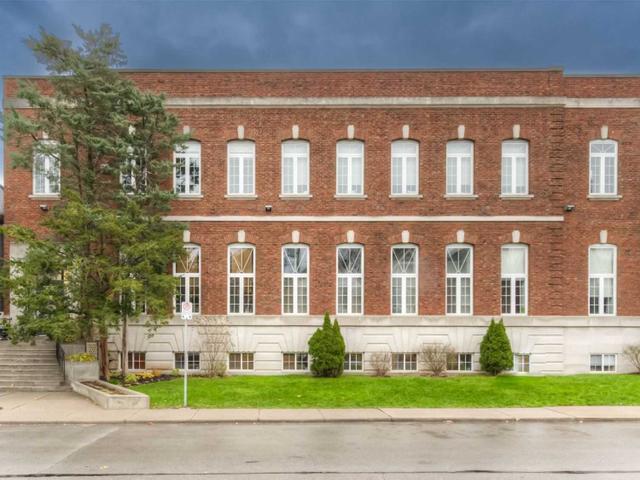 1F - 73 Garfield Ave S