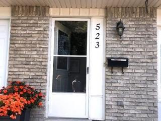 523 Parkview Cres