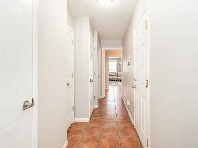 47 Chester Dr