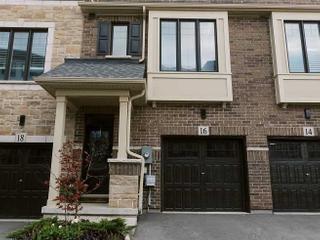 16 Place Polonaise Dr
