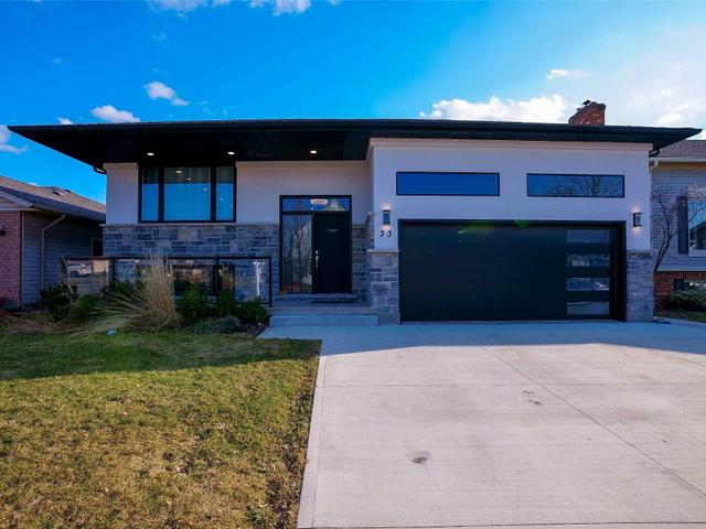 33 West Farmington Dr