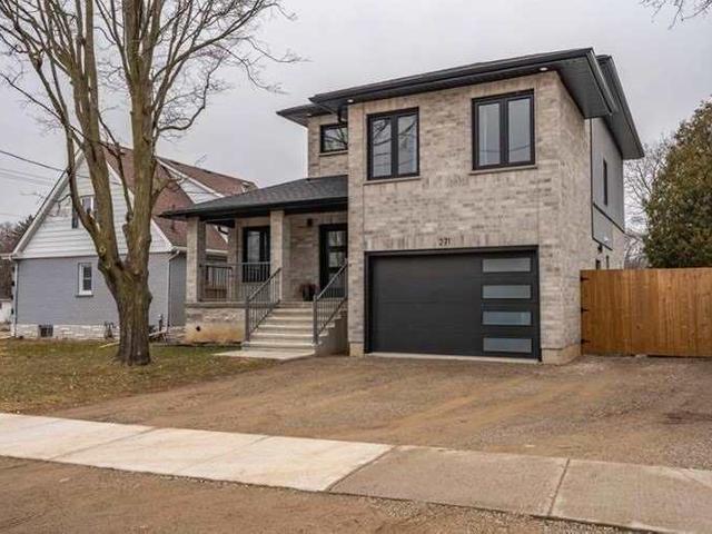 271 St.George St