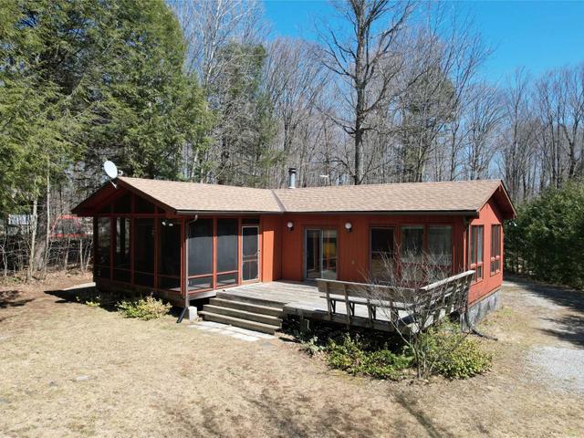 82 Anne Dr