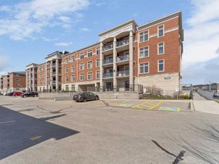 210 - 155 Commonwealth St