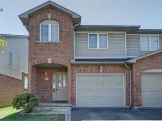 800 Paramount Dr