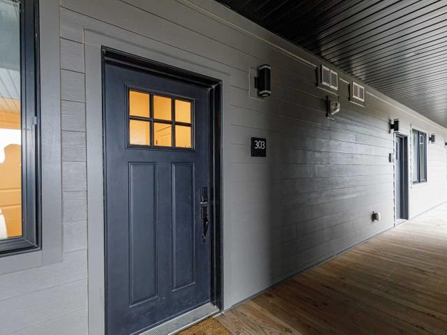 303 - 12 Beckwith Lane