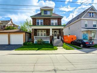38 Huron St
