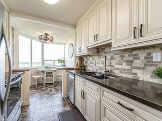 1109 - 3227 King St E