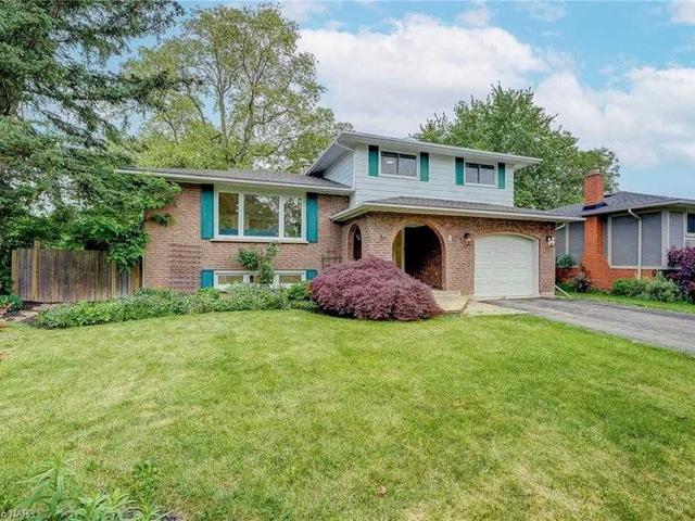 8 Garrison Village Dr