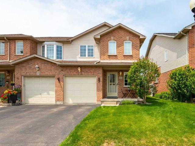 62 - 800 Paramount Dr