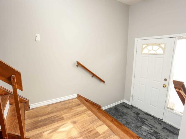 3 - 132 Brighton St