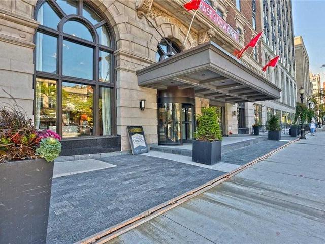 LPH11 - 112 King St E