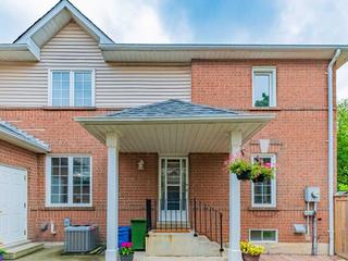 122 Fellowes Cres