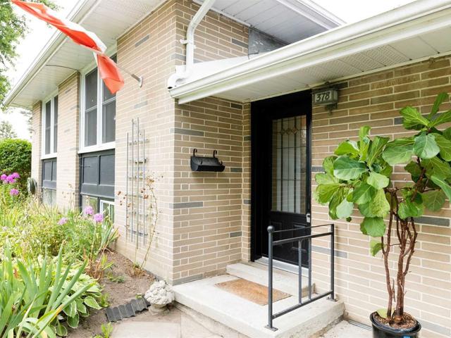 378 Lakeshore Dr