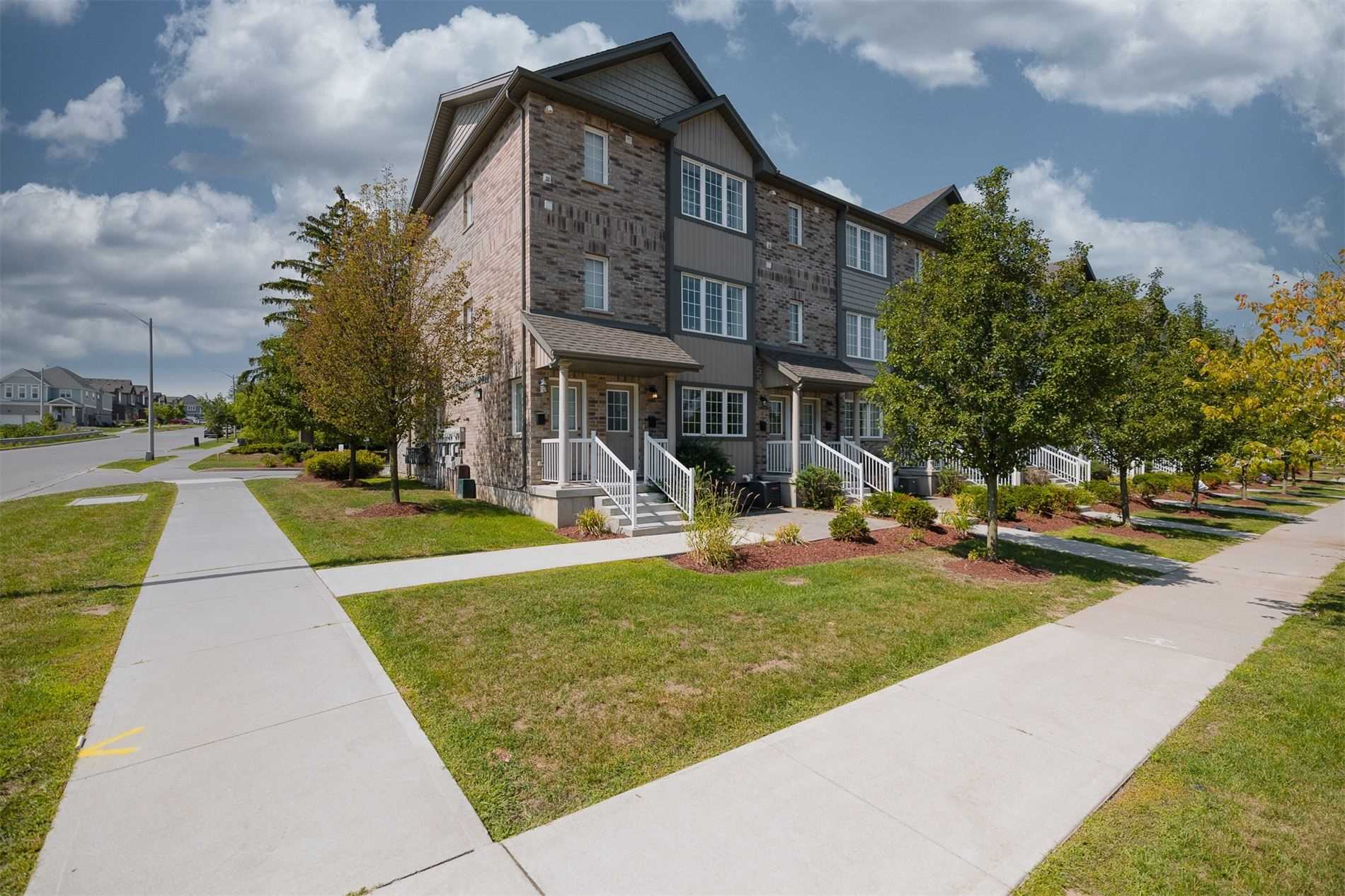 2 275 Old Huron Rd, Kitchener Sold, X5739445 Condos.ca