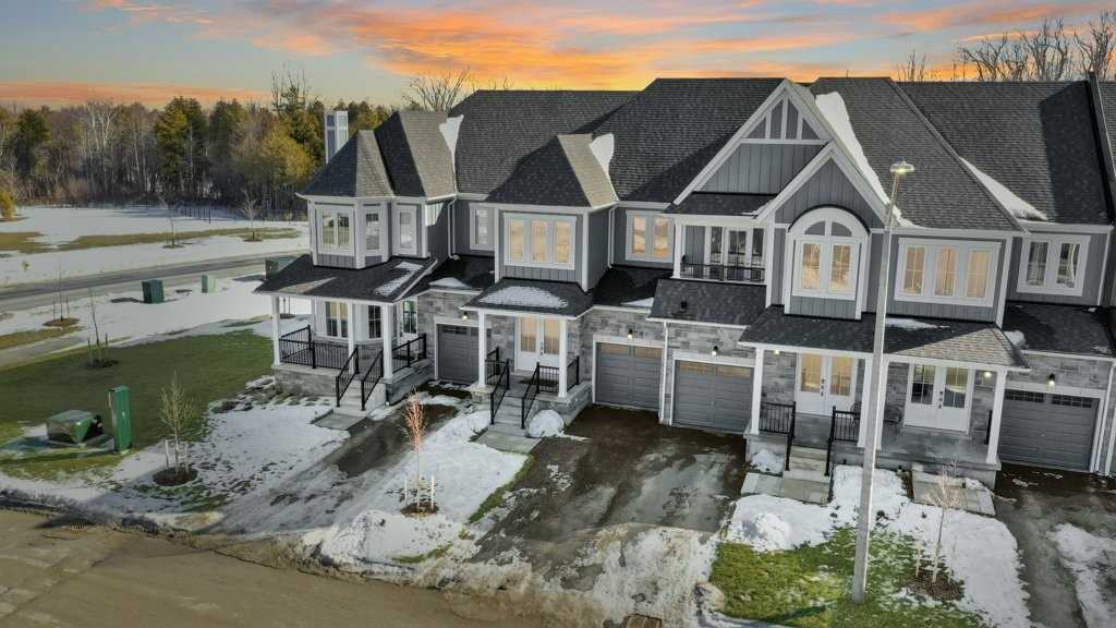 218 Crosswinds Blvd, The Blue Mountains Terminated, X5936387 Condos.ca