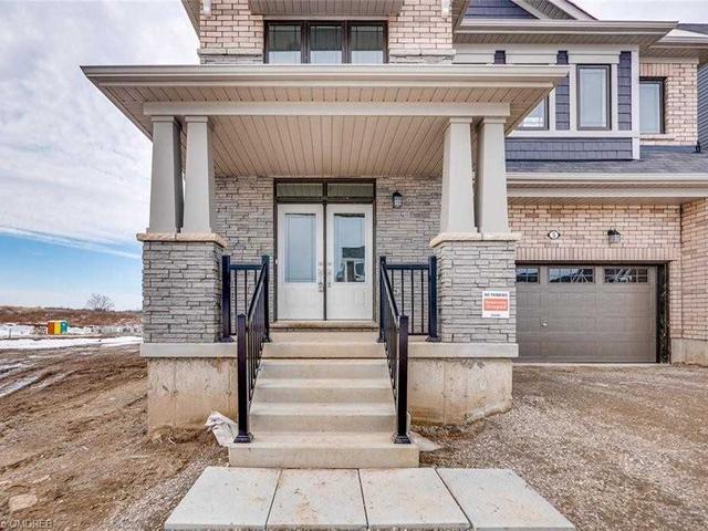 5 Hawick Cres