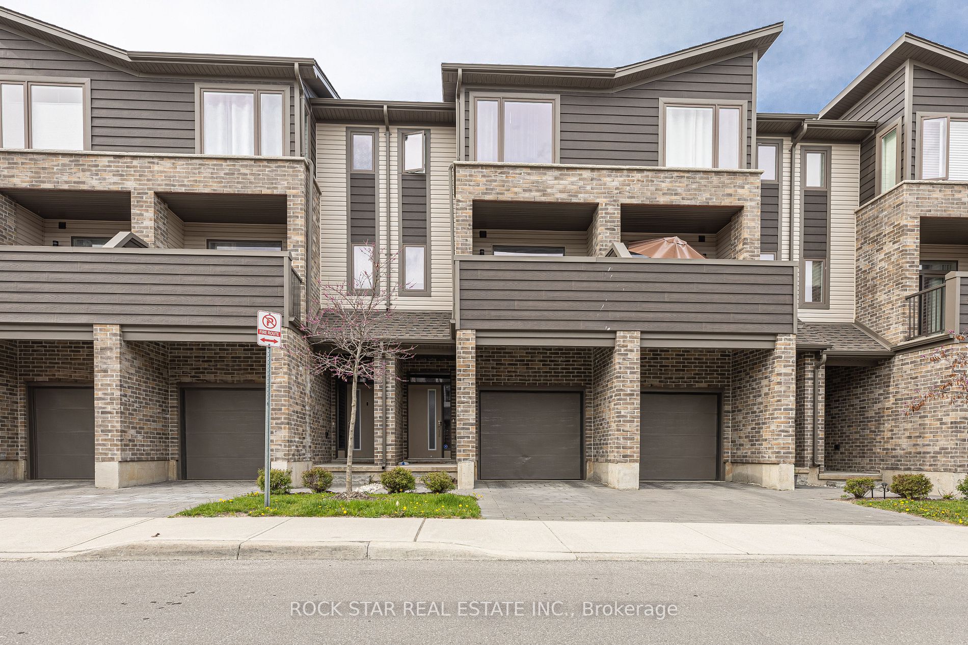 8 2070 Meadowgate Blvd, London Sold, X6066128 Condos.ca